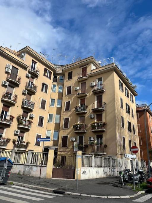 Apartament Casa Latina Rzym Zewnętrze zdjęcie